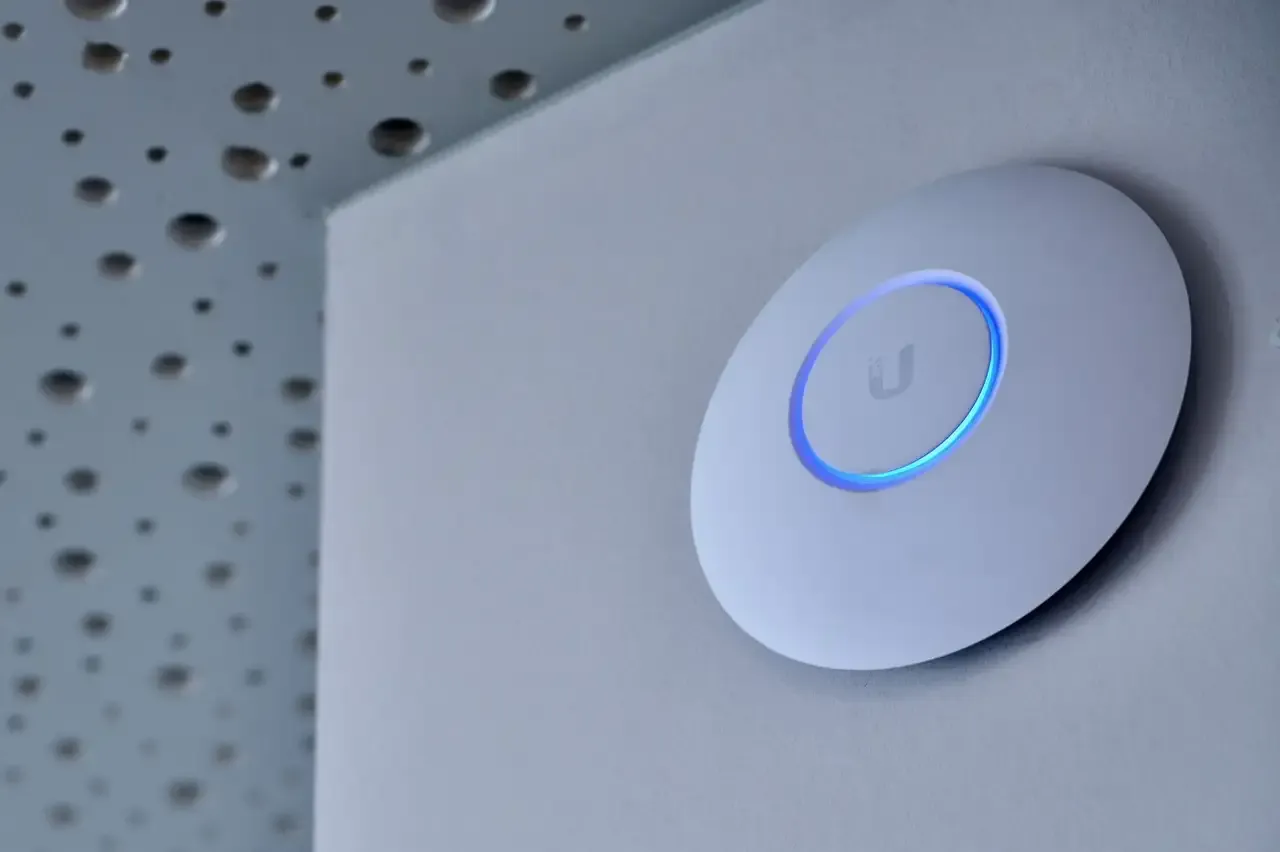 unifi access point